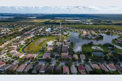 192 SW 204th Ave #192, Pembroke Pines, FL 33029 - Photo 36