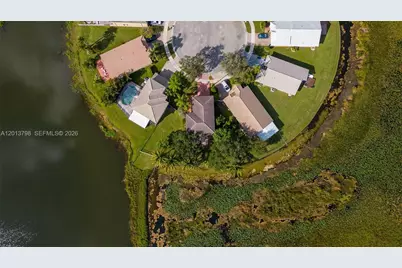 192 SW 204th Ave #192, Pembroke Pines, FL 33029 - Photo 32