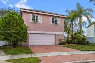 192 SW 204th Ave, Pembroke Pines, FL 33029 - Photo 1