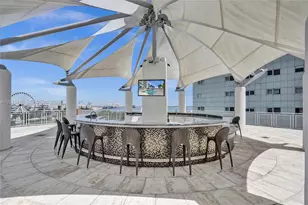 253 NE 2nd St, Miami, FL 33132 - Photo 28