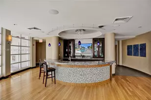 253 NE 2nd St, Miami, FL 33132 - Photo 38