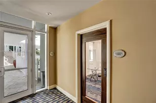 253 NE 2nd St, Miami, FL 33132 - Photo 34