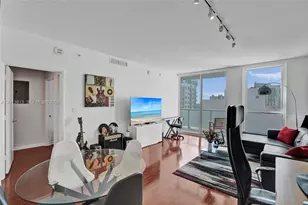 253 NE 2nd St, Miami, FL 33132 - Photo 22