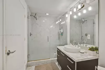 253 NE 2nd St #3304, Miami, FL 33132 - Photo 12
