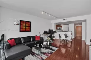253 NE 2nd St, Miami, FL 33132 - Photo 6