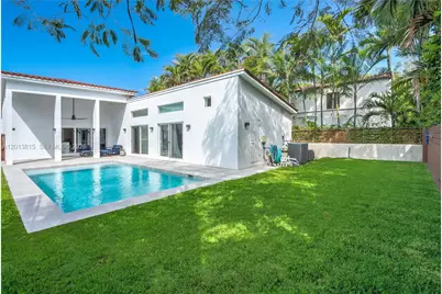 365 SW 31st Rd, Miami, FL 33129 - Photo 8