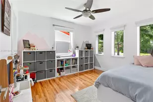 365 SW 31st Rd, Miami, FL 33129 - Photo 24