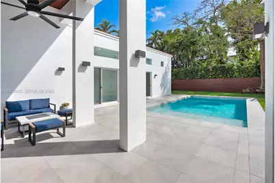 365 SW 31st Rd, Miami, FL 33129 - Photo 4