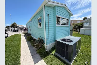 979 Nettles Blvd, Jensen Beach, FL 34957 - Photo 4