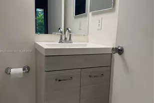 1551 SW 135th Terrace, Pembroke Pines, FL 33027 - Photo 16
