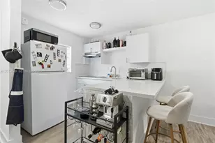 716 Michigan Ave, Miami Beach, FL 33139 - Photo 4
