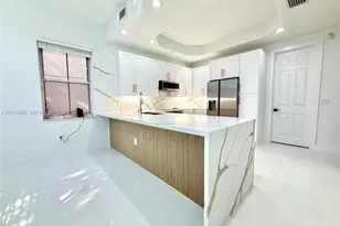 1455 Breakwater Terrace, Hollywood, FL 33019 - Photo 12