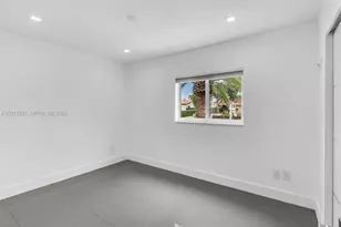3112 Village Green Dr, Miami, FL 33175 - Photo 16