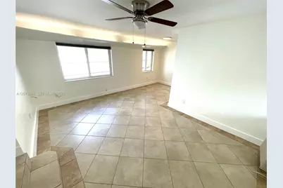 125 Edgewater Dr #11, Coral Gables, FL 33133 - Photo 1