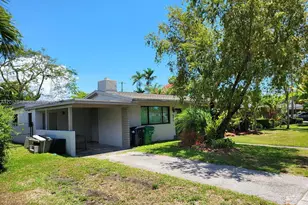 8575 SW 125th St, Miami, FL 33156 - Photo 2