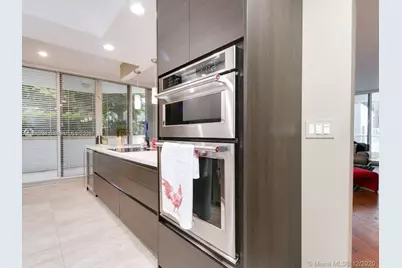 21150 Point Pl #405, Aventura, FL 33180 - Photo 4