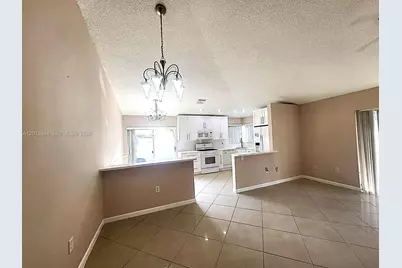 13524 NW 5th Ct #0, Plantation, FL 33325 - Photo 6