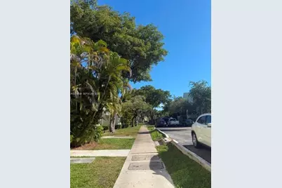 20381 NE 30th Ave #118-7, Aventura, FL 33180 - Photo 4
