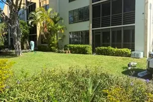 20381 NE 30th Ave, Aventura, FL 33180 - Photo 10