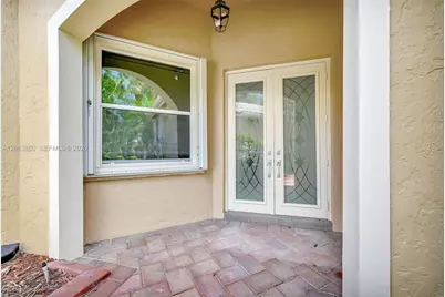 2468 Bay Isle Court, Weston, FL 33327 - Photo 10