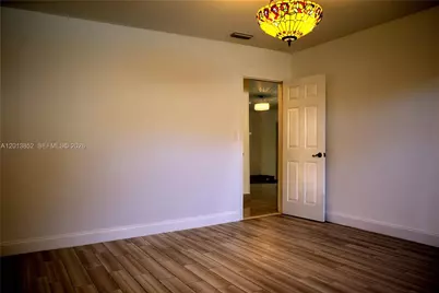 301 SW 5th St, Hallandale Beach, FL 33009 - Photo 38