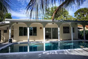 301 SW 5th St, Hallandale Beach, FL 33009 - Photo 2