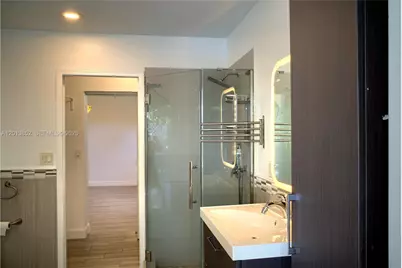 301 SW 5th St, Hallandale Beach, FL 33009 - Photo 30