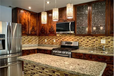 301 SW 5th St, Hallandale Beach, FL 33009 - Photo 8
