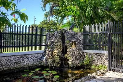 301 SW 5th St, Hallandale Beach, FL 33009 - Photo 26