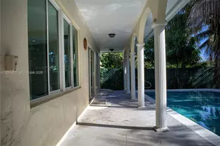 301 SW 5th St, Hallandale Beach, FL 33009 - Photo 28