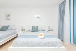 5445 Collins Ave, Miami Beach, FL 33140 - Photo 10
