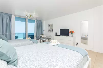 5445 Collins Ave #627, Miami Beach, FL 33140 - Photo 8