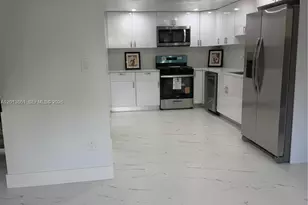 7024 SW 114th Pl, Miami, FL 33173 - Photo 6