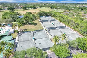 2456 Bay Isle Ct, Weston, FL 33327 - Photo 74