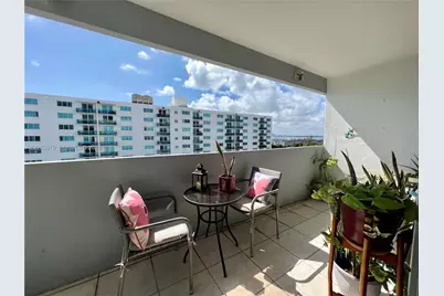 7545 E Treasure Dr #8I, North Bay Village, FL 33141 - Photo 6