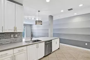 808 SW 147th Ave, Pembroke Pines, FL 33027 - Photo 8