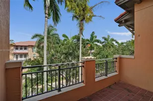808 SW 147th Ave, Pembroke Pines, FL 33027 - Photo 18