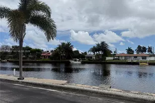 170 Cypress Club Dr, Pompano Beach, FL 33060 - Photo 18