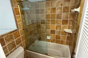 170 Cypress Club Dr, Pompano Beach, FL 33060 - Photo 10