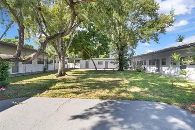 [Address not provided], North Miami, FL 33161 - Photo 10