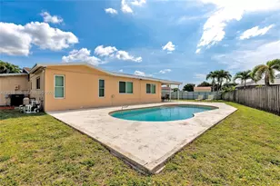 1600 NW 120th Ave, Pembroke Pines, FL 33026 - Photo 30