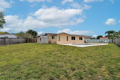 1600 NW 120th Ave, Pembroke Pines, FL 33026 - Photo 26