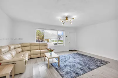 1600 NW 120th Ave, Pembroke Pines, FL 33026 - Photo 4