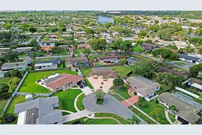 1600 NW 120th Ave, Pembroke Pines, FL 33026 - Photo 42