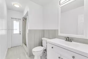 1600 NW 120th Ave, Pembroke Pines, FL 33026 - Photo 32