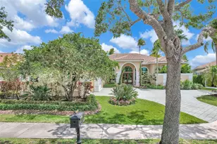 2715 Edgewater Ct, Weston, FL 33332 - Photo 58