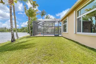 2715 Edgewater Ct, Weston, FL 33332 - Photo 70