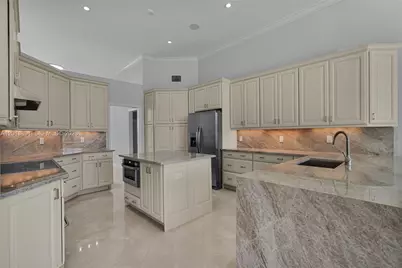 2715 Edgewater Court, Weston, FL 33332 - Photo 22