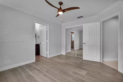 2715 Edgewater Court, Weston, FL 33332 - Photo 34