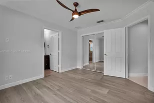 2715 Edgewater Ct, Weston, FL 33332 - Photo 34